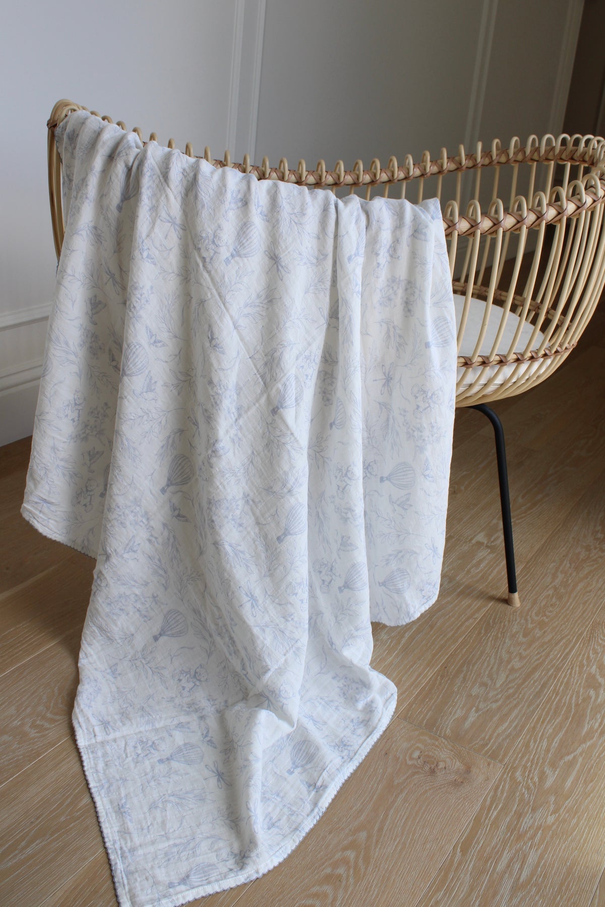 Floral Toile Muslin Blanket