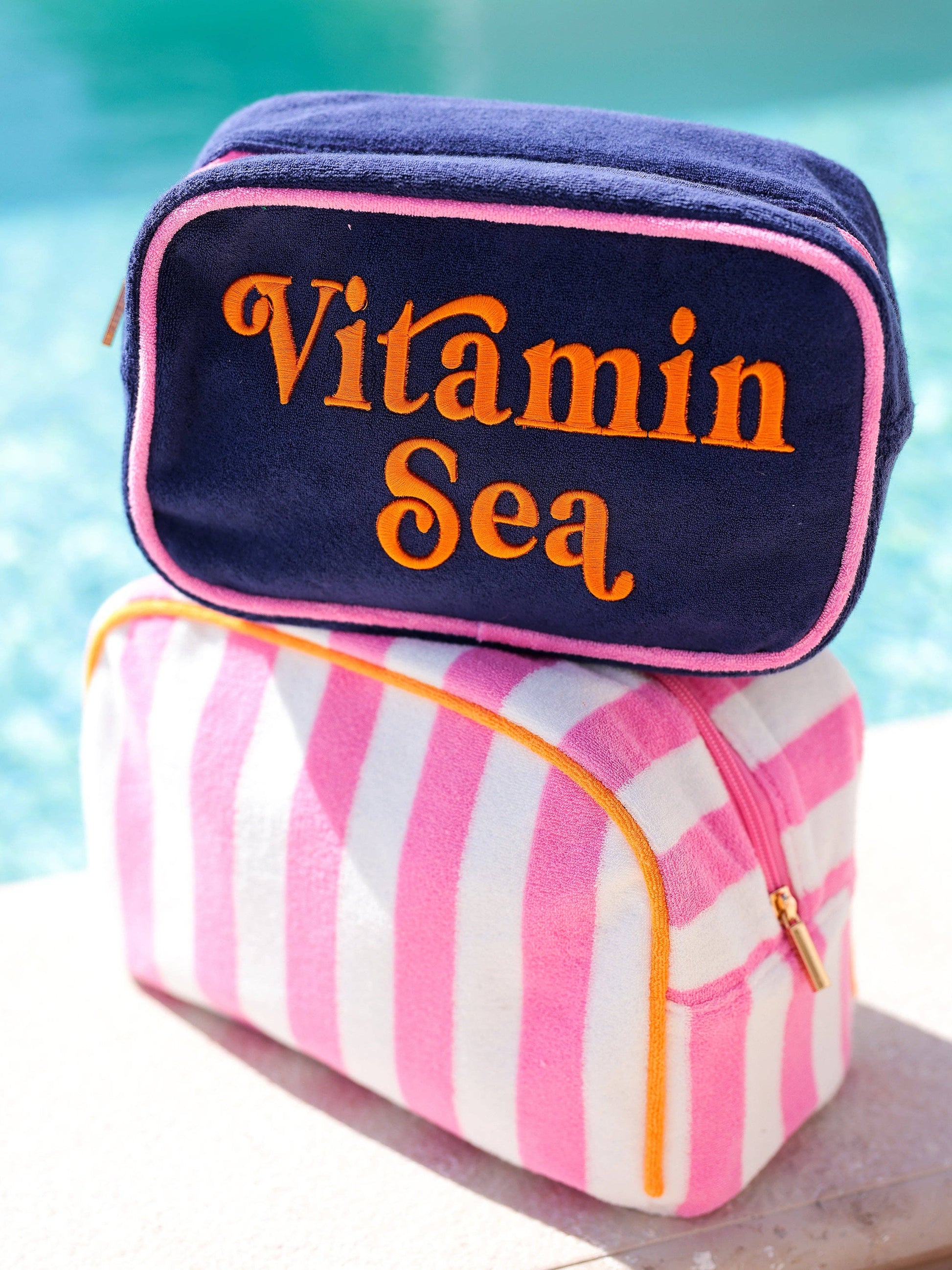 "VITAMIN SEA" Medium Zip Pouch