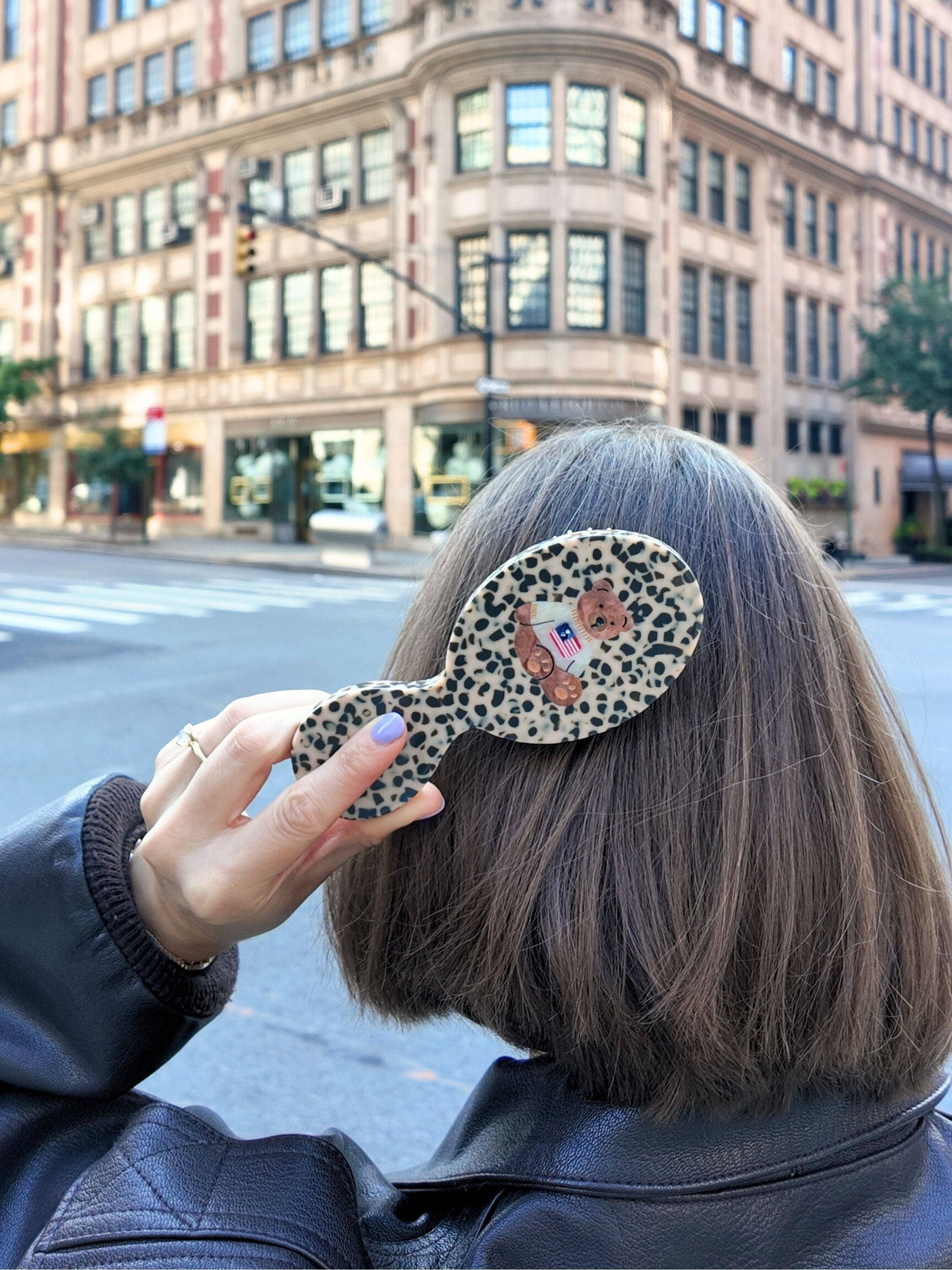 Handbag Hero Brush