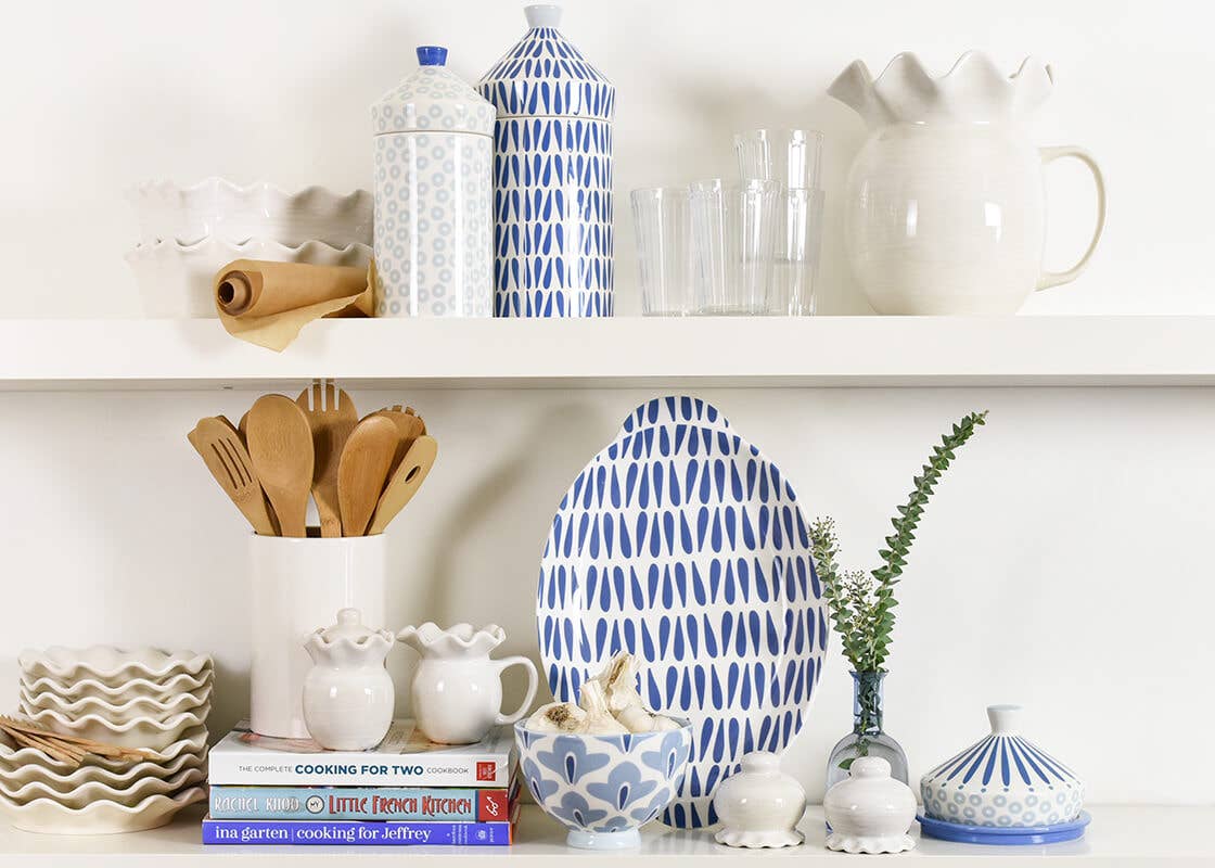 White Ruffle Salt and Pepper Shaker Set