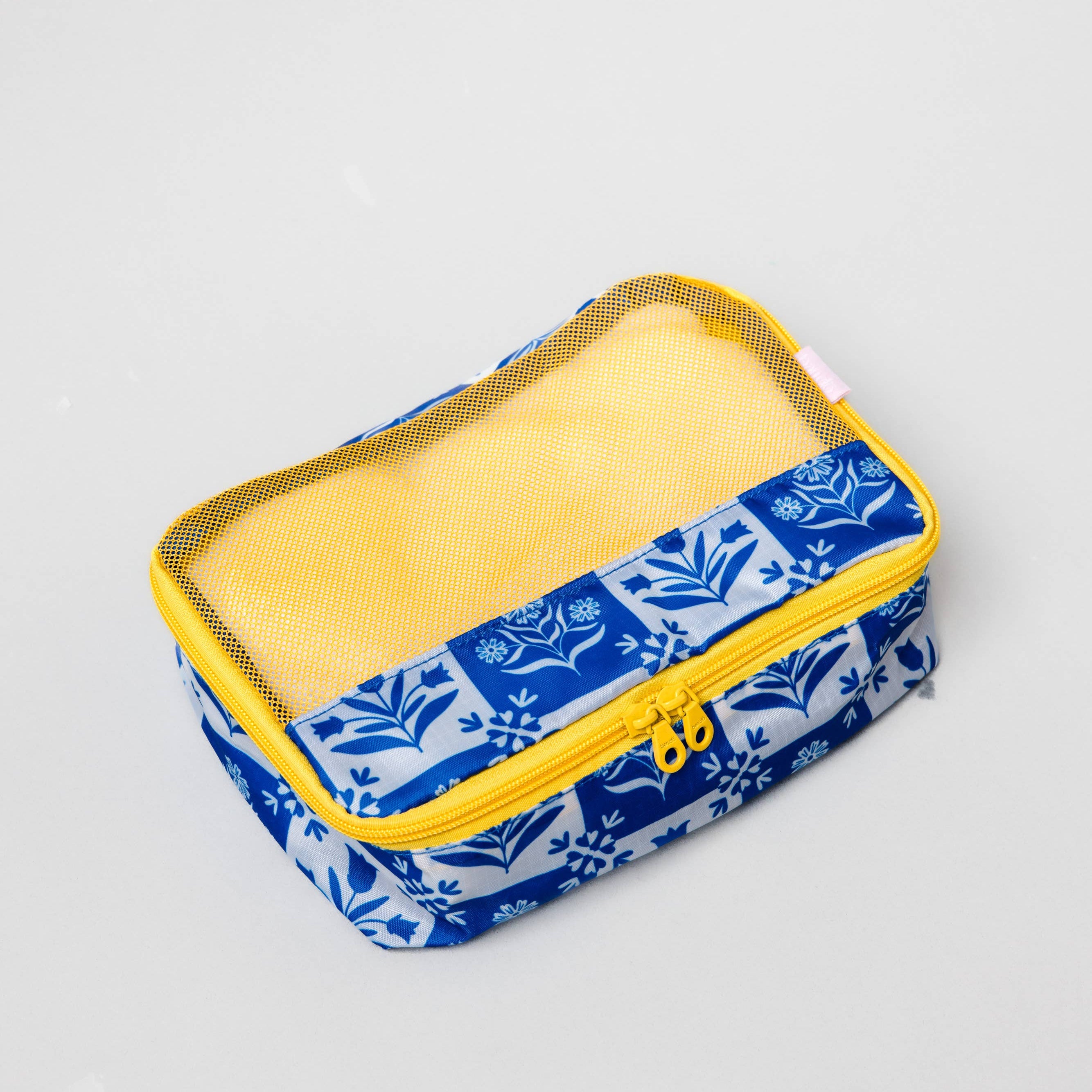 Scandinavian Floral Packing Set