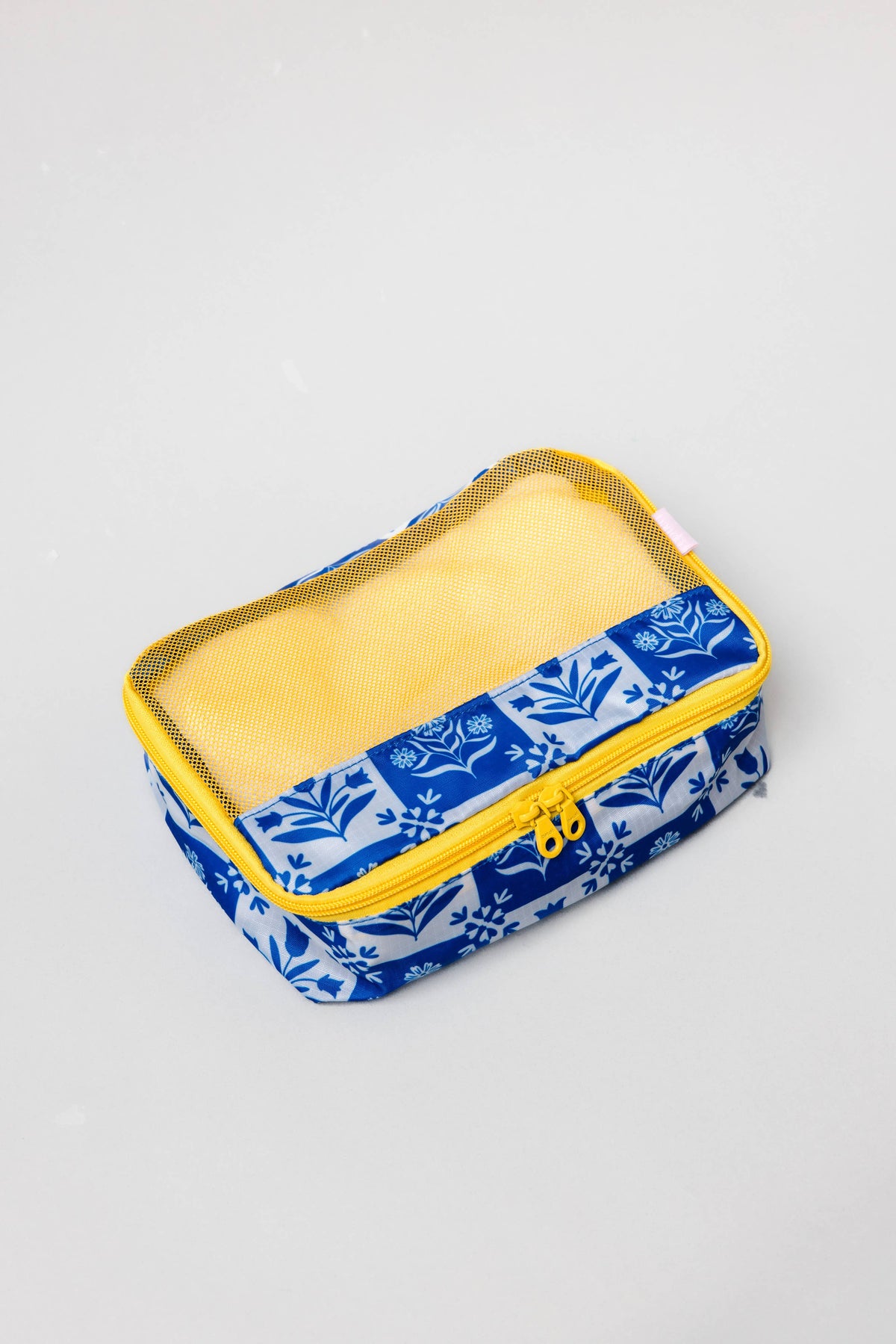 Scandinavian Floral Packing Set