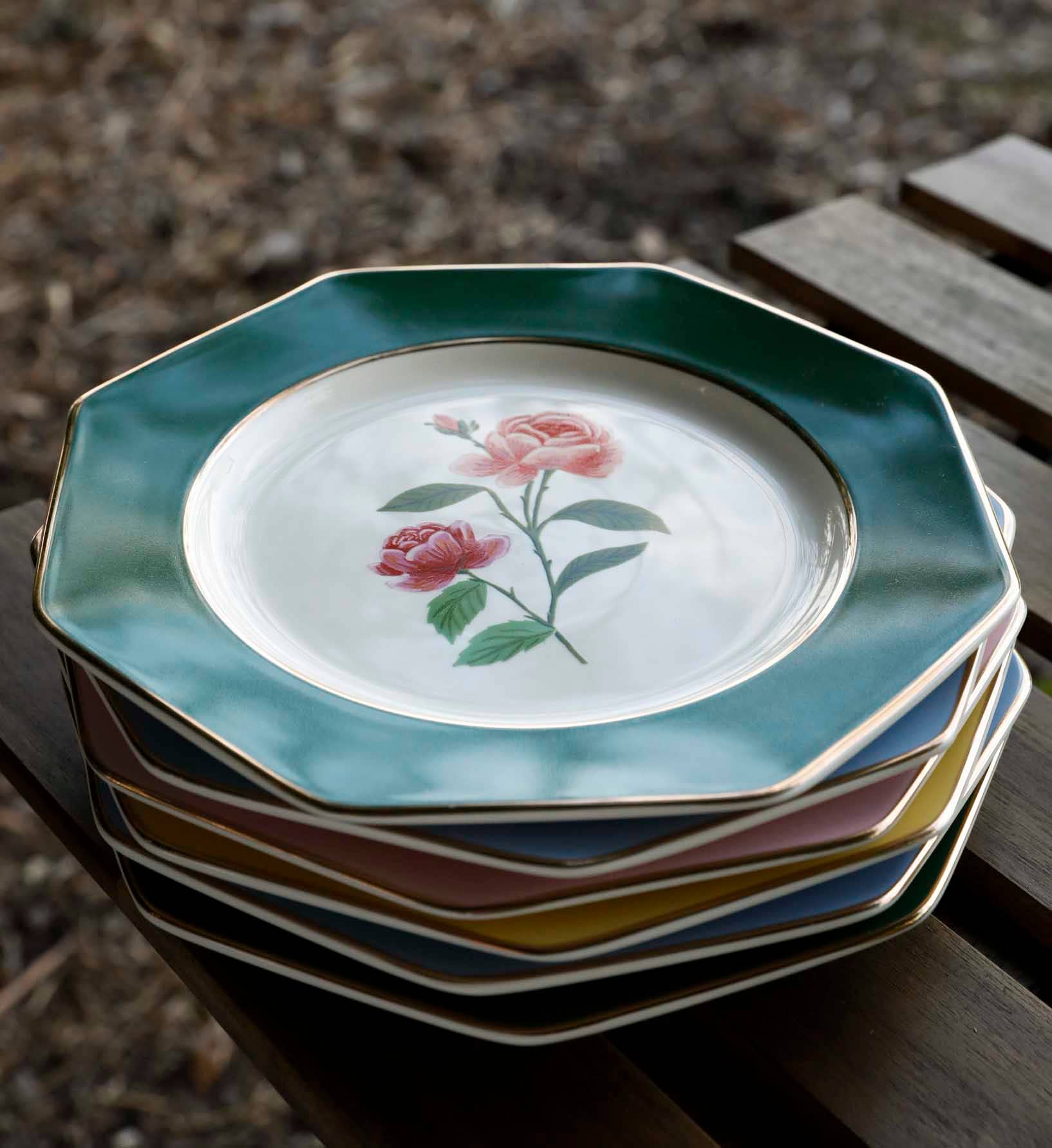 Roses Porcelain Dessert Plate Set