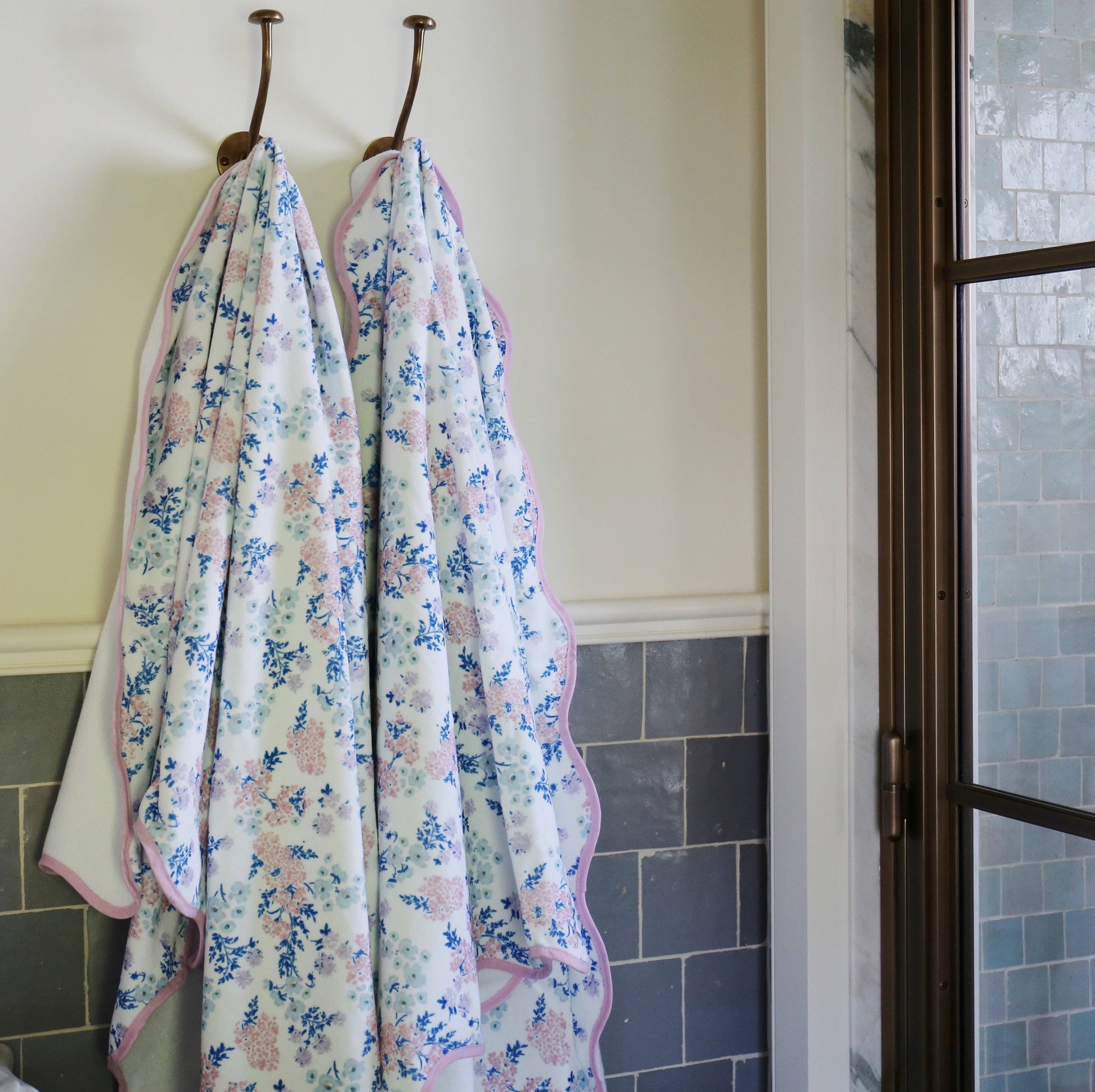 Dorothy Towel Set
