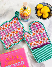 Cheery Pot Holder & Oven Mitt
