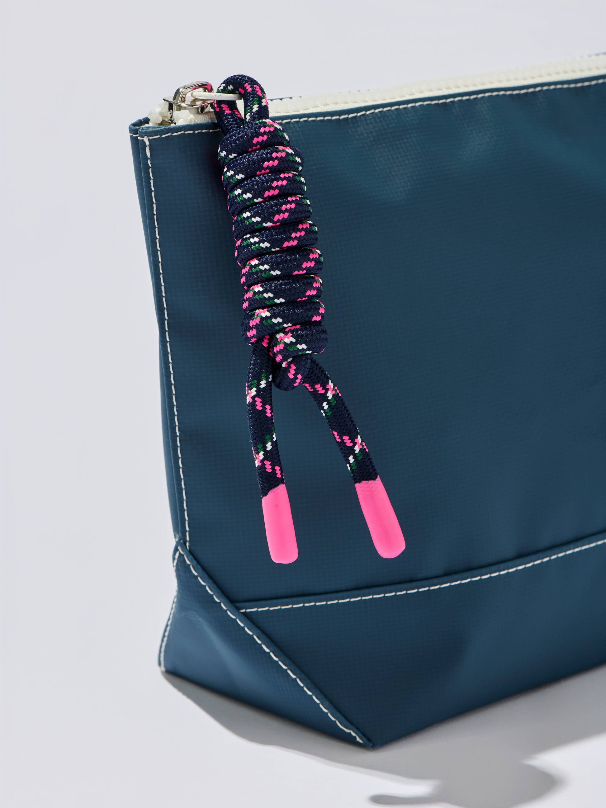 Port Zip Pouch