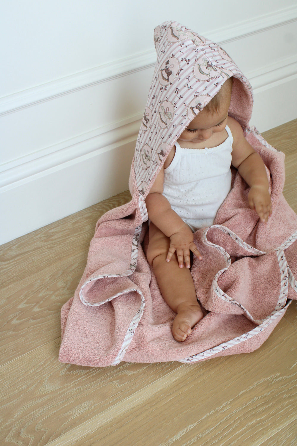Rocking Horse Hooded Bath Towel
