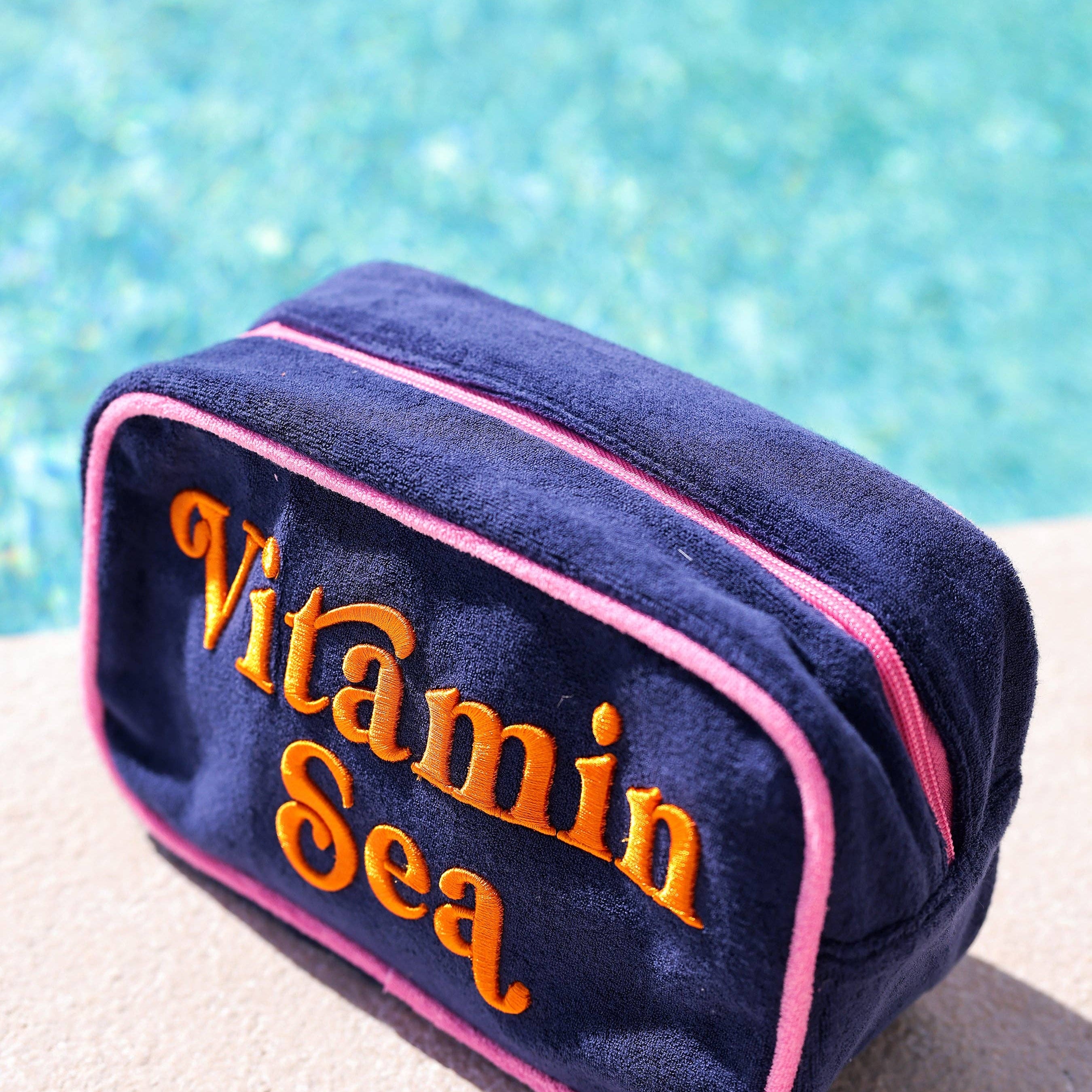 "VITAMIN SEA" Medium Zip Pouch