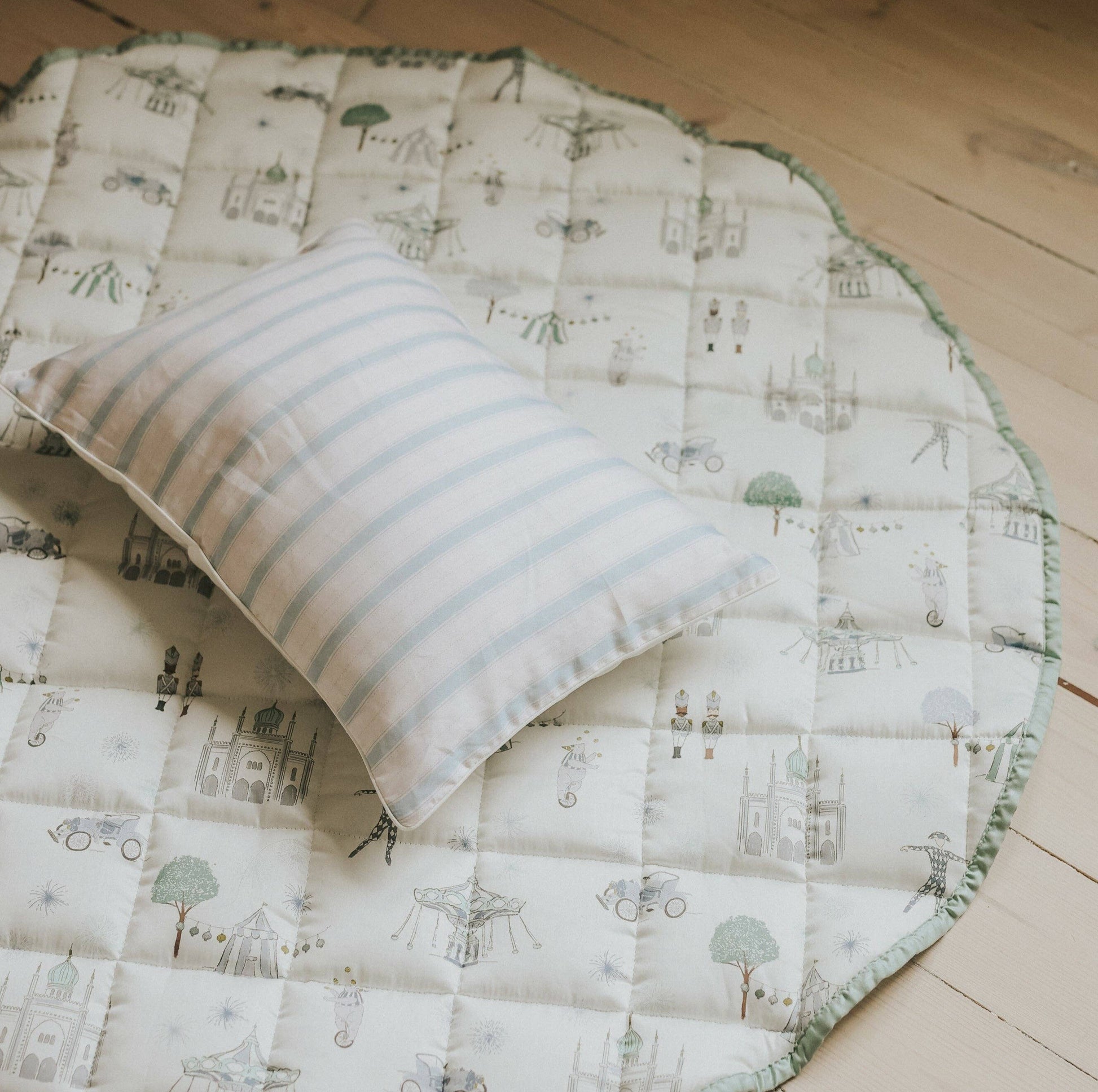Adventures in Wonderland Play Mat