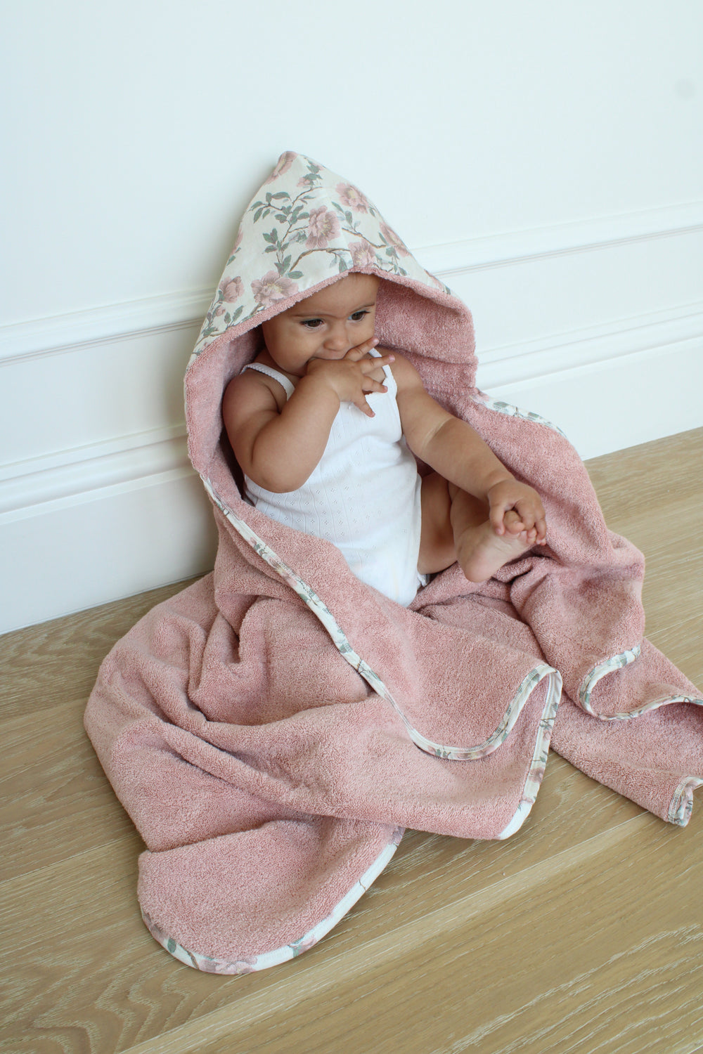 Blush Meadow Hooded Bath Towel