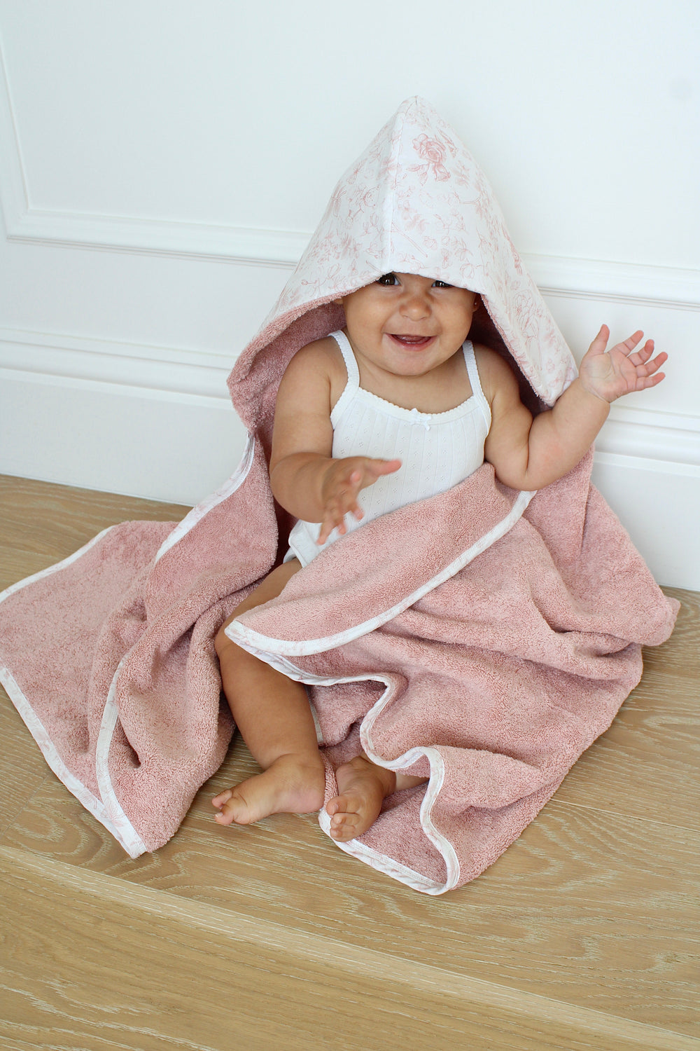 Lattice Hooded Bath Towel