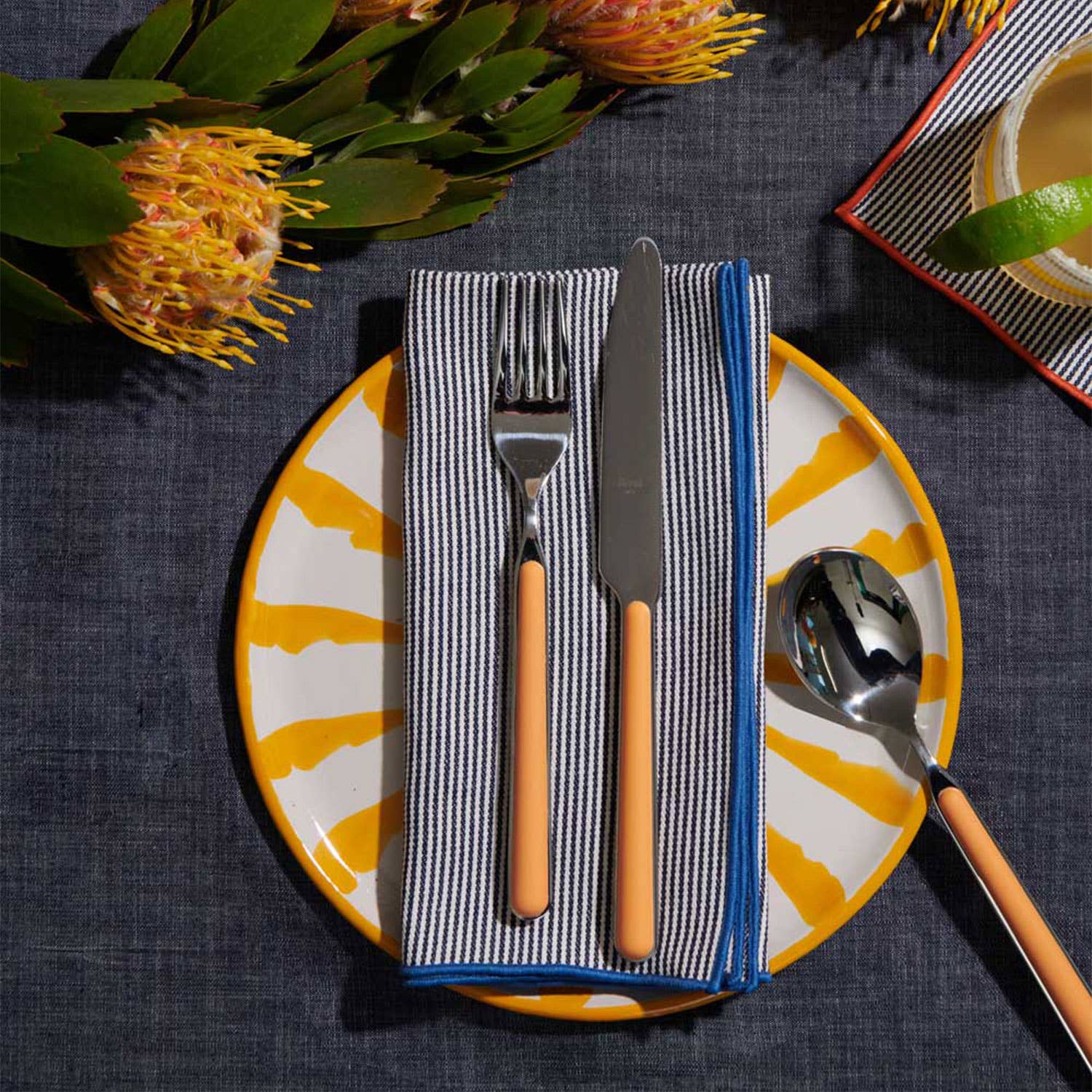 Contrasting Trim Napkins | 4