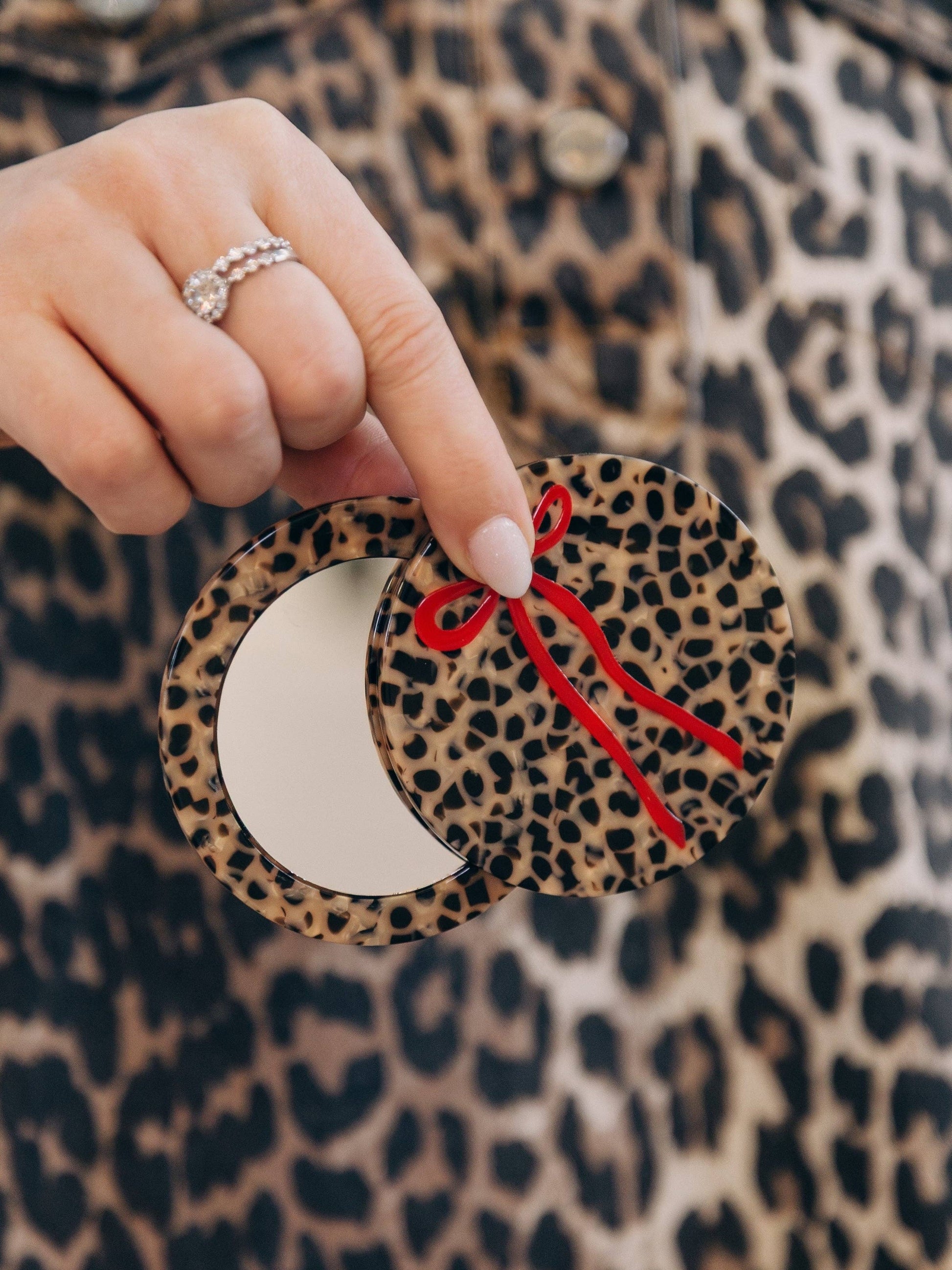 Hand-painted Leopard Bow Compact Mirror