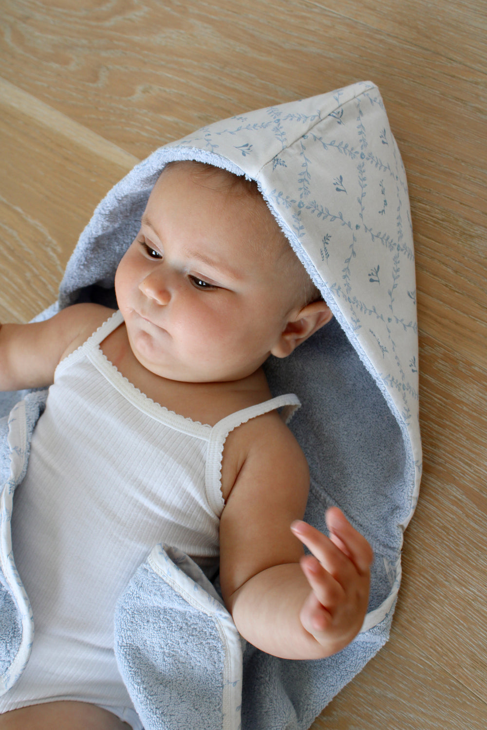 Lattice Hooded Bath Towel