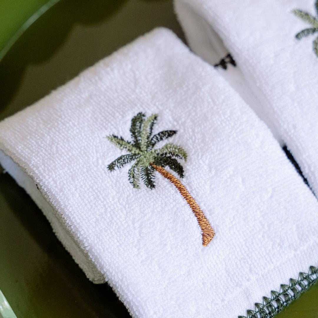 Conch Hand Towel with Palm