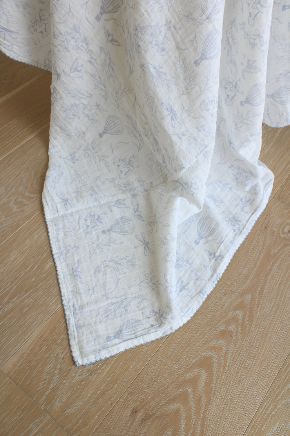 Floral Toile Muslin Blanket