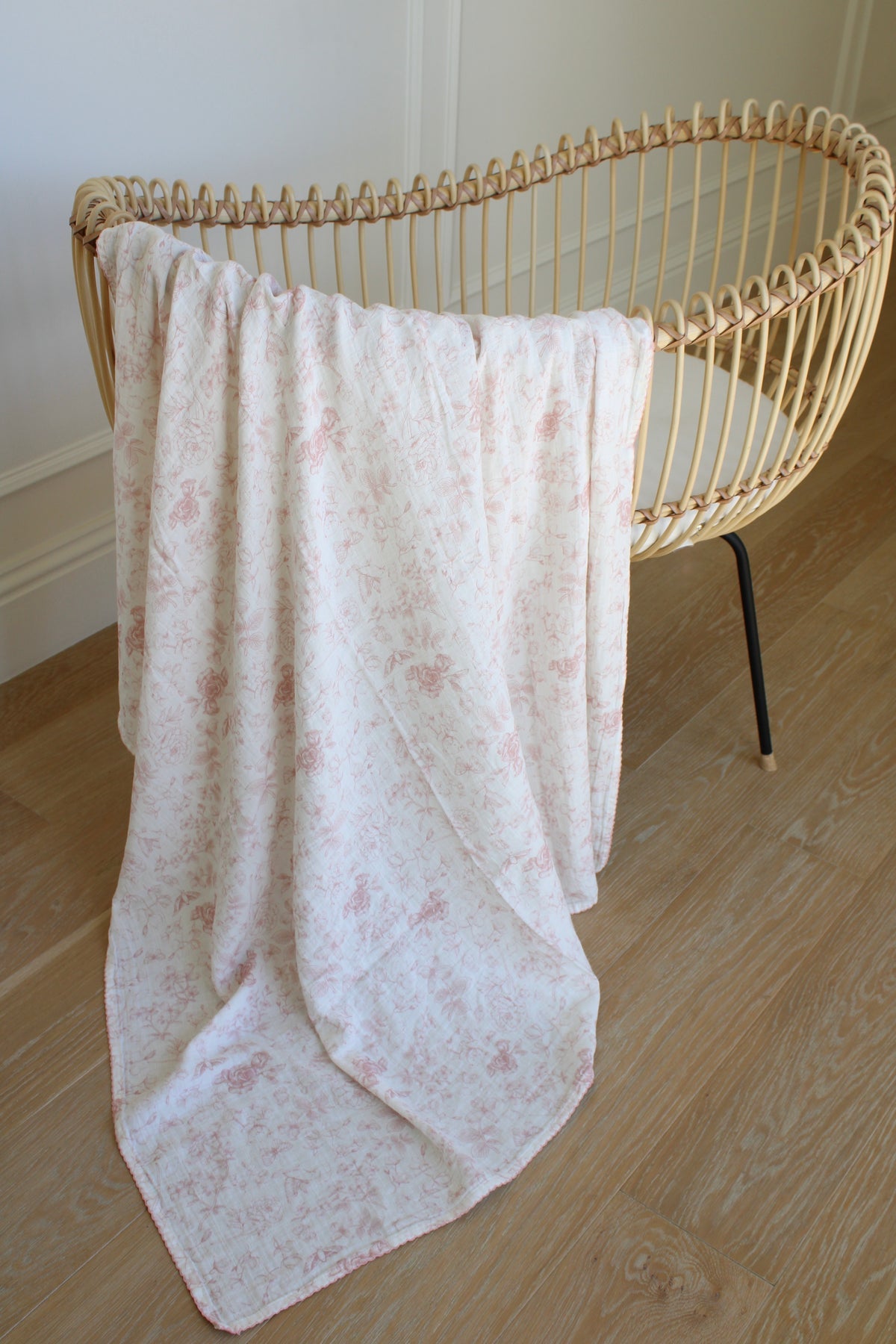 Floral Toile Muslin Blanket