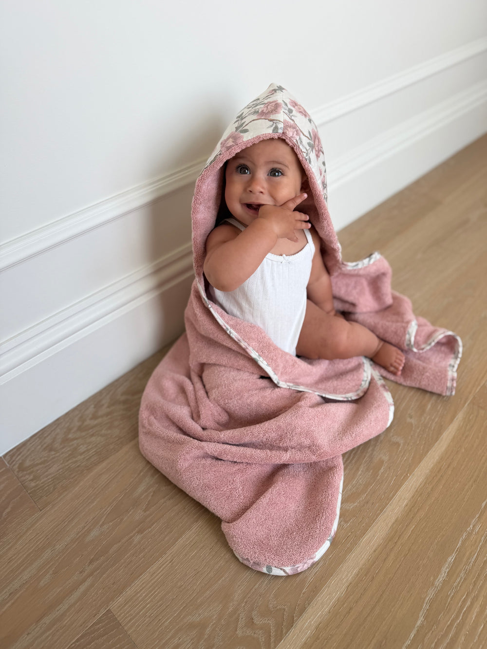 Blush Meadow Hooded Bath Towel