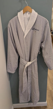 Classic Seersucker Striped Robe - White Grey