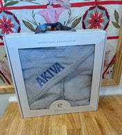 Solid Scalloped Hooded Towel and Washcloth Set