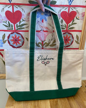Medium Classic Tote
