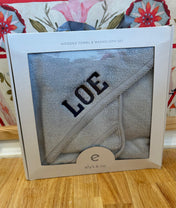 Solid Scalloped Hooded Towel and Washcloth Set