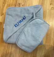 Solid Scalloped Hooded Towel and Washcloth Set