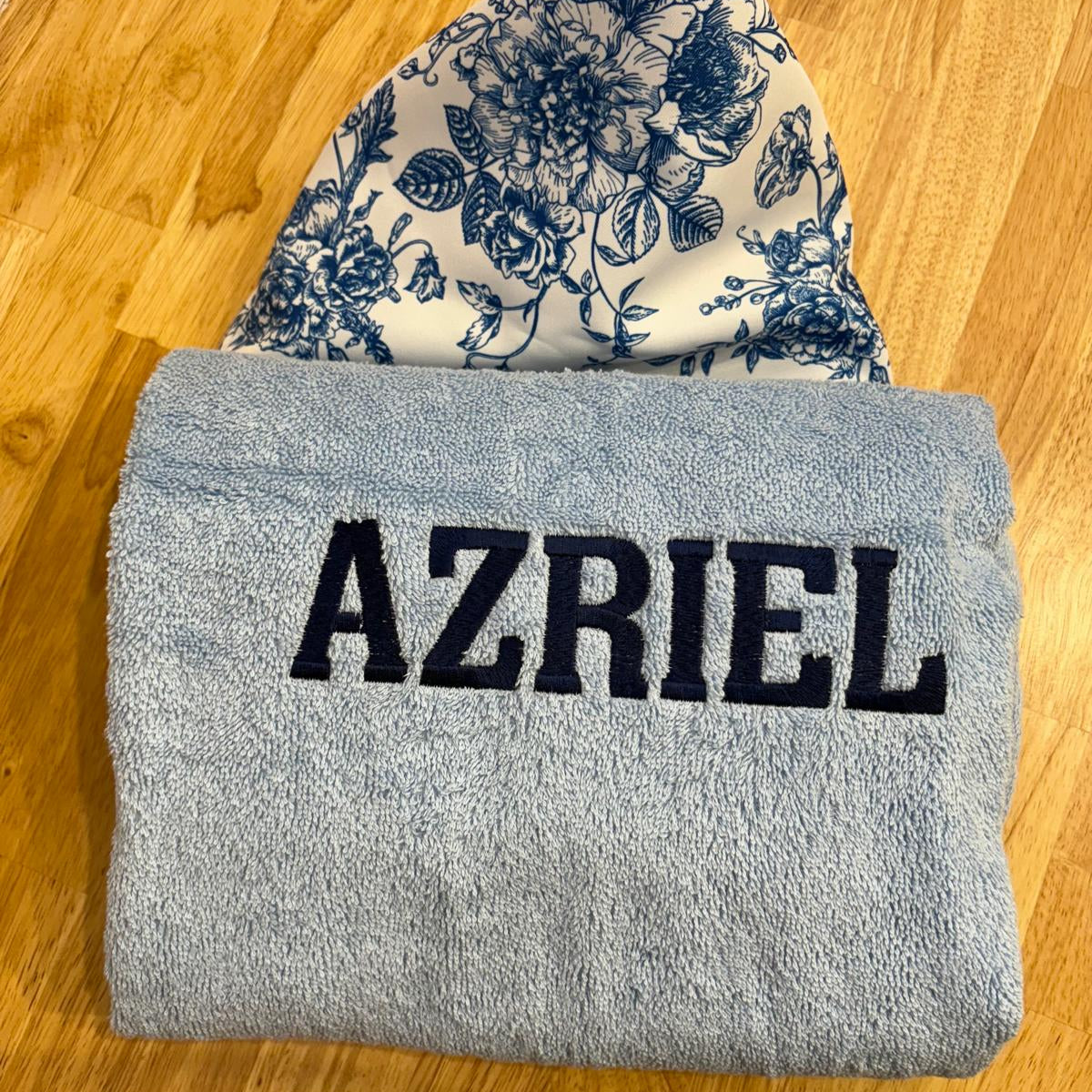 Toile Hooded Towel