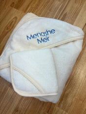 Solid Scalloped Hooded Towel and Washcloth Set