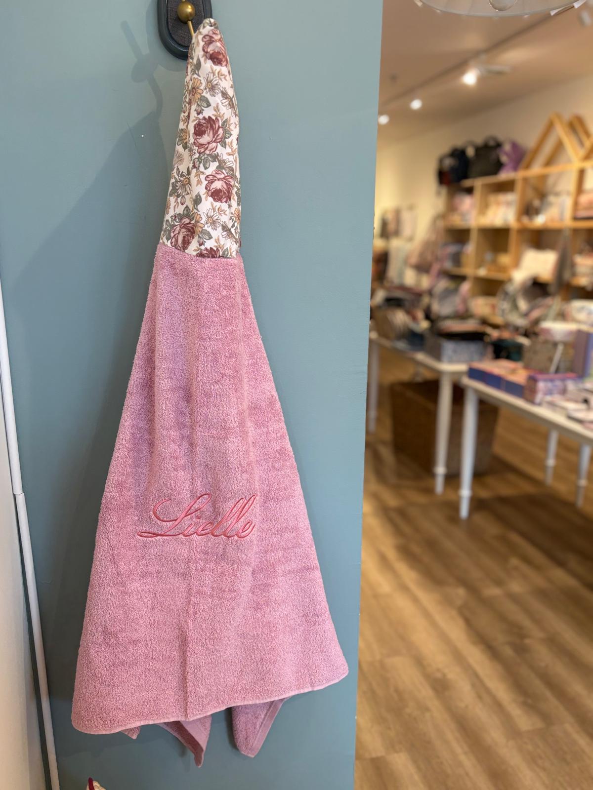 Toile Hooded Towel
