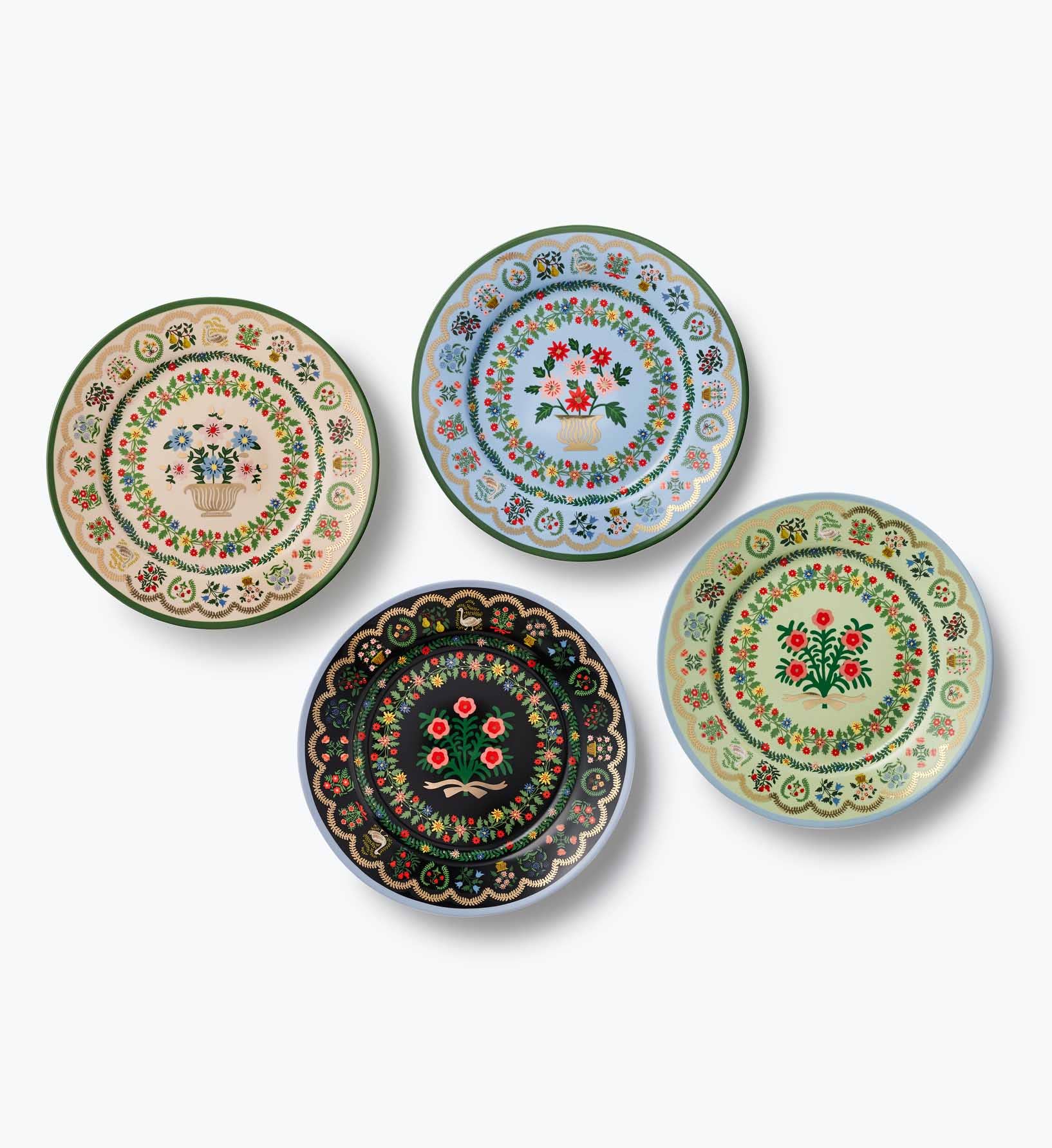 Rosette Porcelain Dessert Plate Set