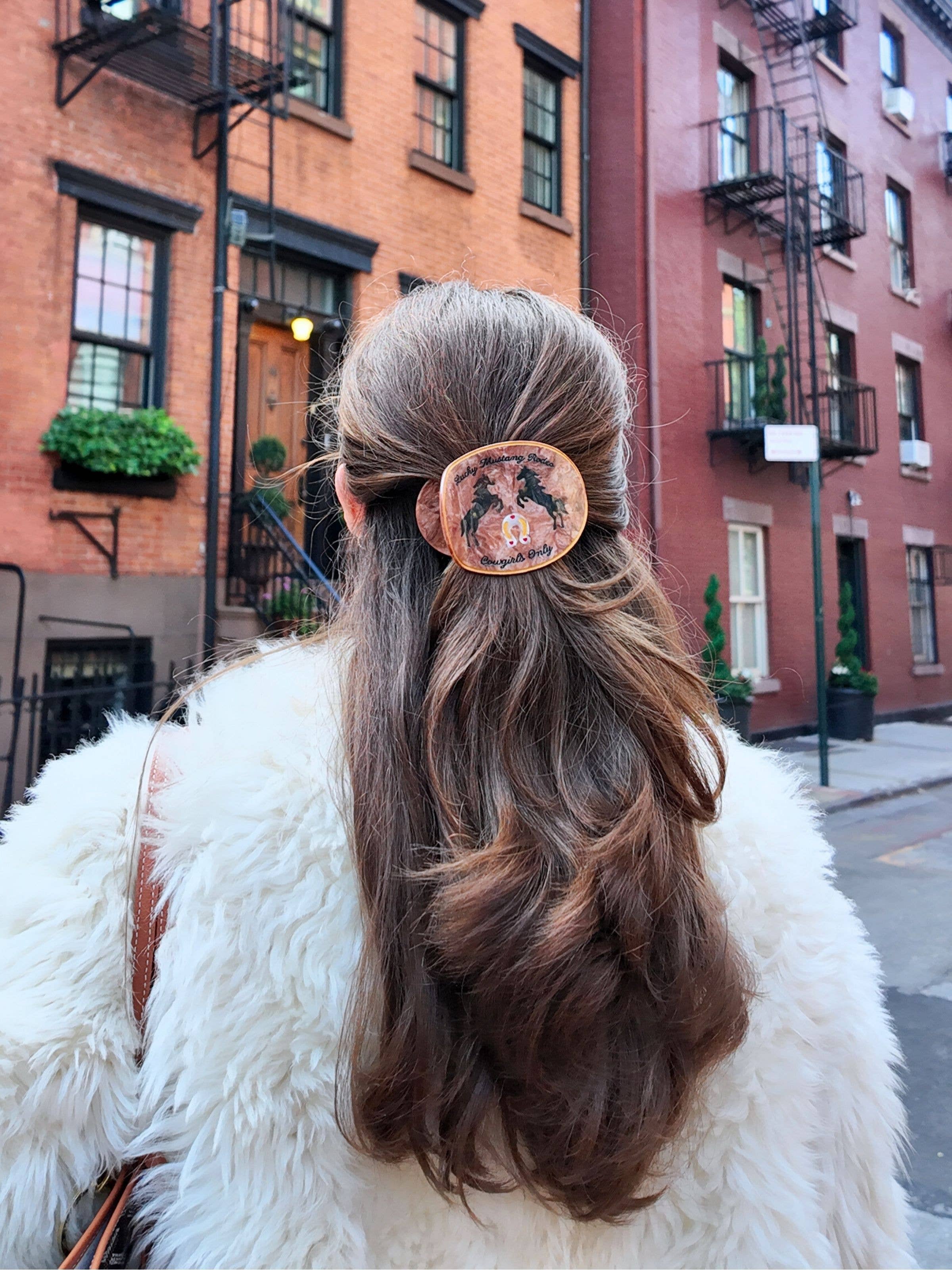 Lucky Mustang Rodeo Lay Down Claw Clip