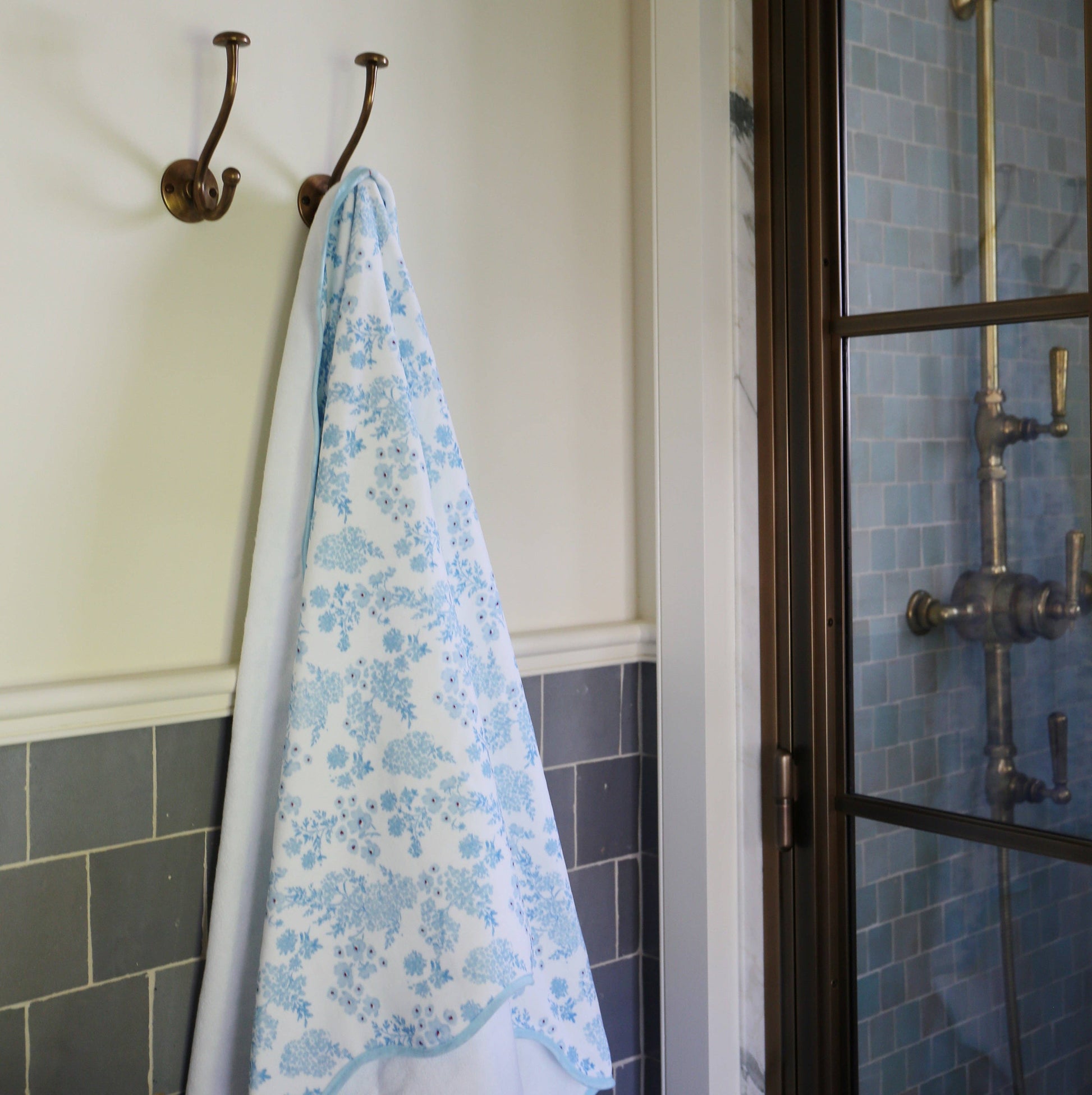 Dorothy Towel Set
