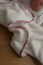 Jungle Toile Hooded Bath Towel
