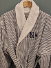 Classic Seersucker Striped Robe - White Grey