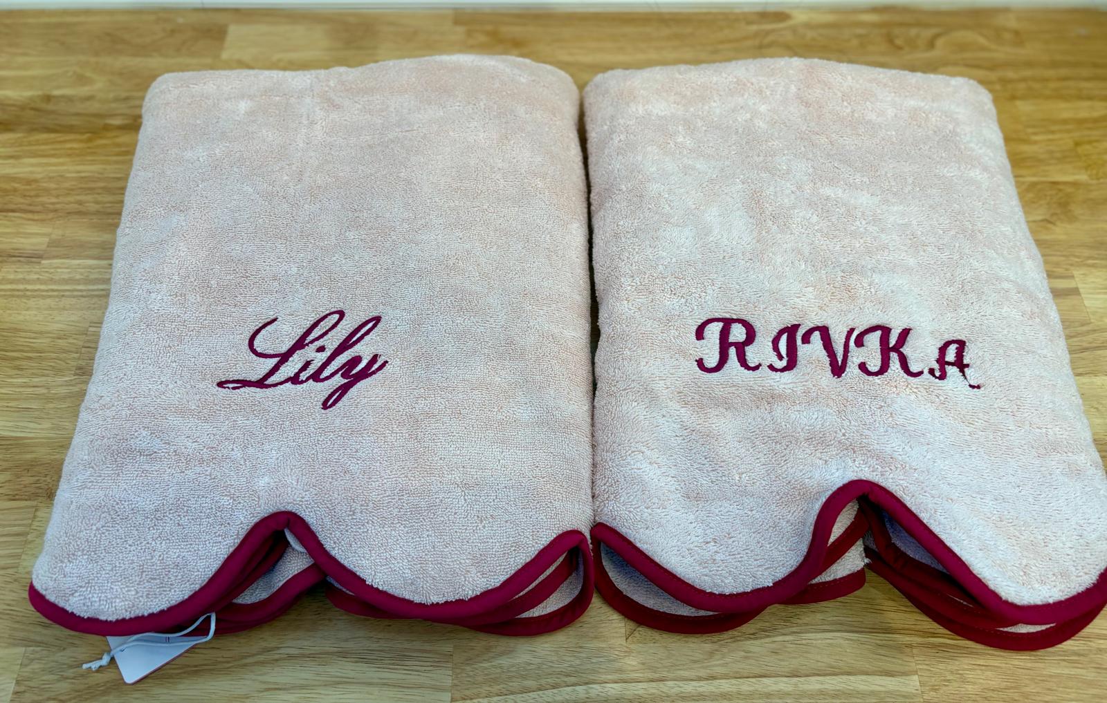 Chairish x Kassatex Towel Set