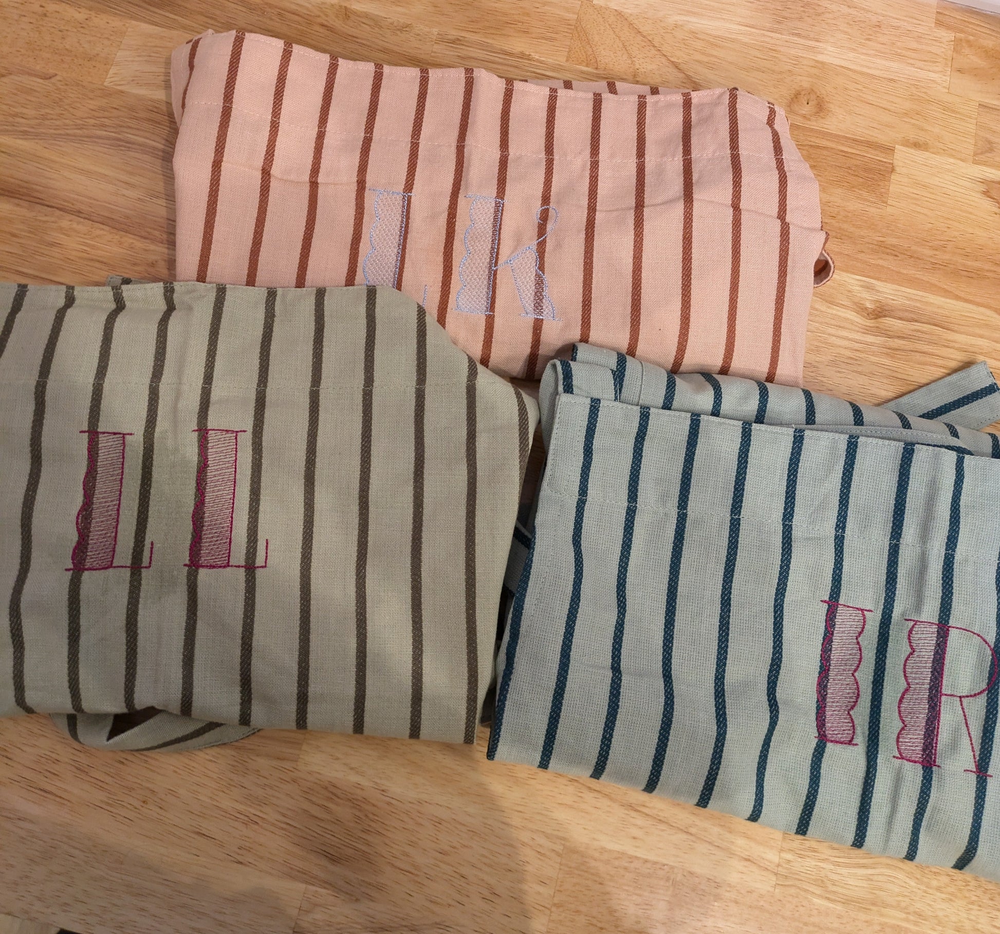 Essential Striped Apron