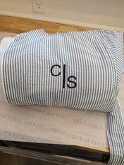 Classic Seersucker Striped Robe - White Grey