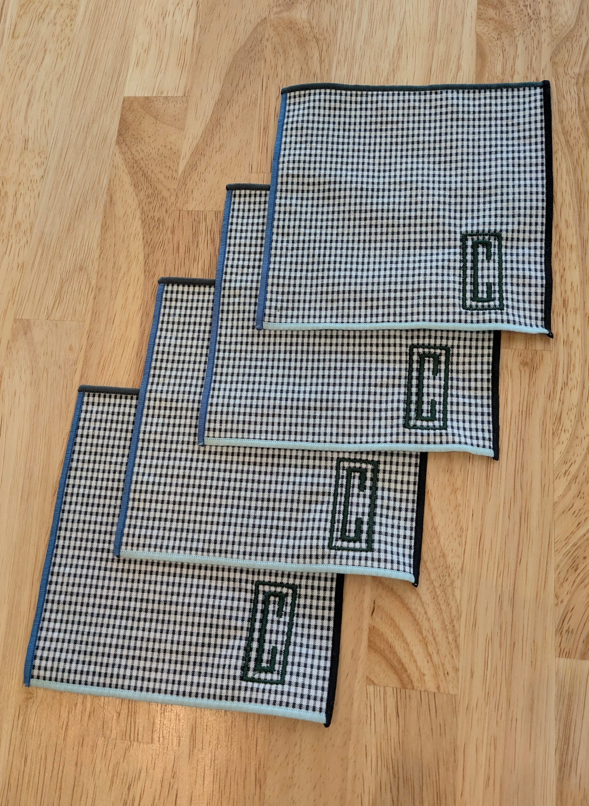 Contrasting Trim Cocktail Napkins | 4